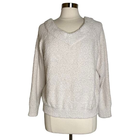 Revolve Hello Nite Fuzzy Soft V-Neck Pullover Knit Sweater‎ Women’s Medium New - Picture 1 of 9